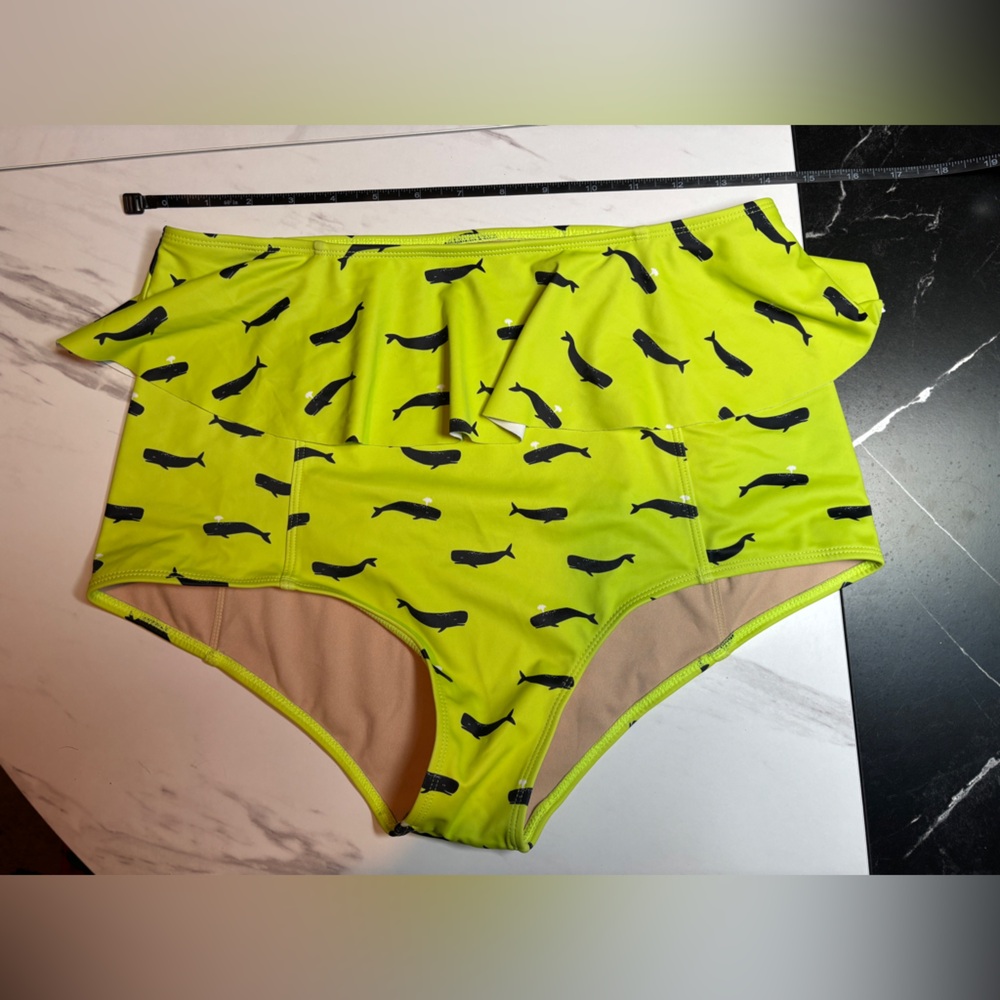 Kortni Jeane Neon green Whale Print Women's Swim bottoms